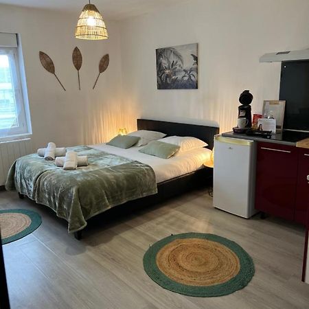 L'Auberge De La Gare, Appartements Tout Confort, Proches Gare Yzeure Екстер'єр фото