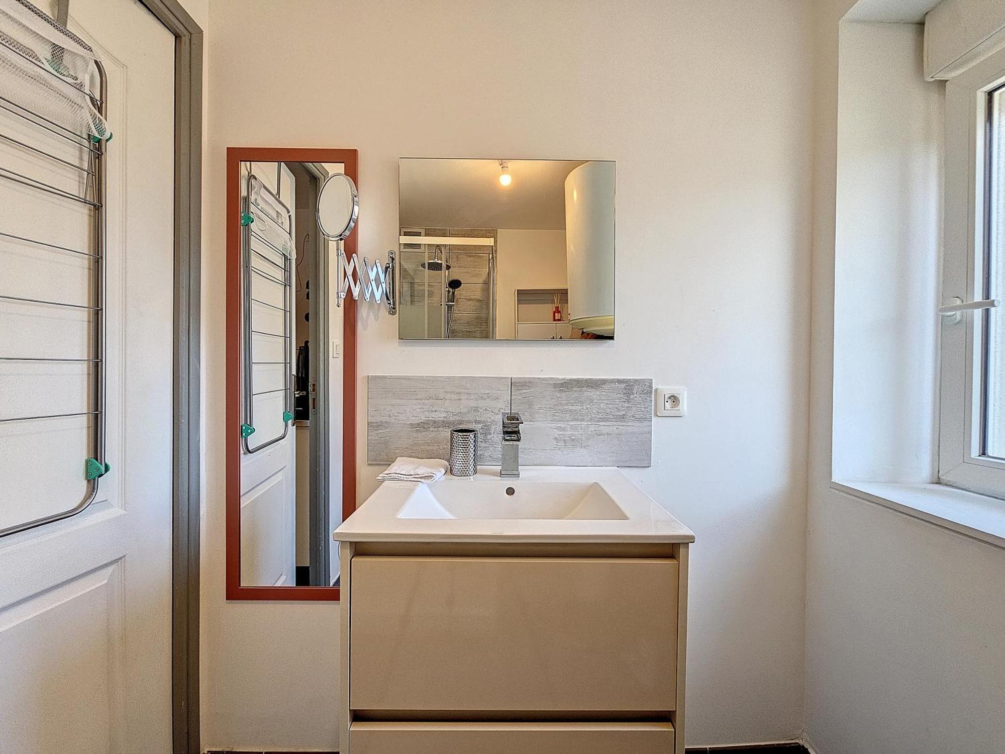 L'Auberge De La Gare, Appartements Tout Confort, Proches Gare Yzeure Екстер'єр фото